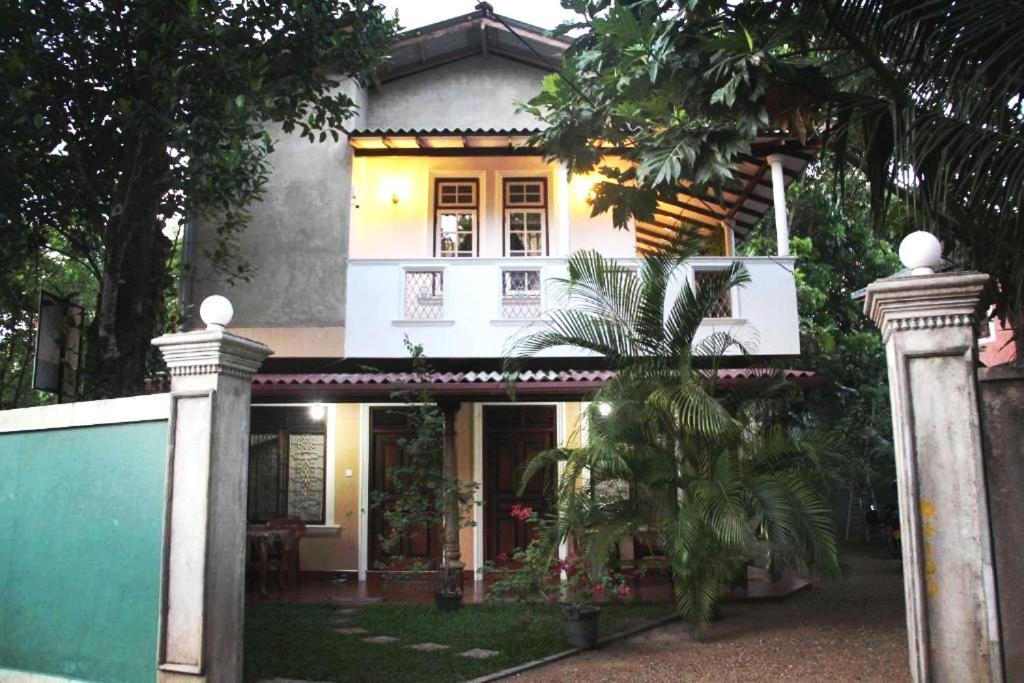 Lionka Guesthouse Mirissa Exteriér fotografie